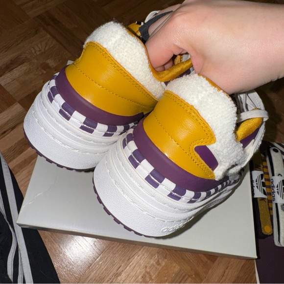 BNWT Adidas x Girls are Awesome triple platforum low - Picture 12 of 12